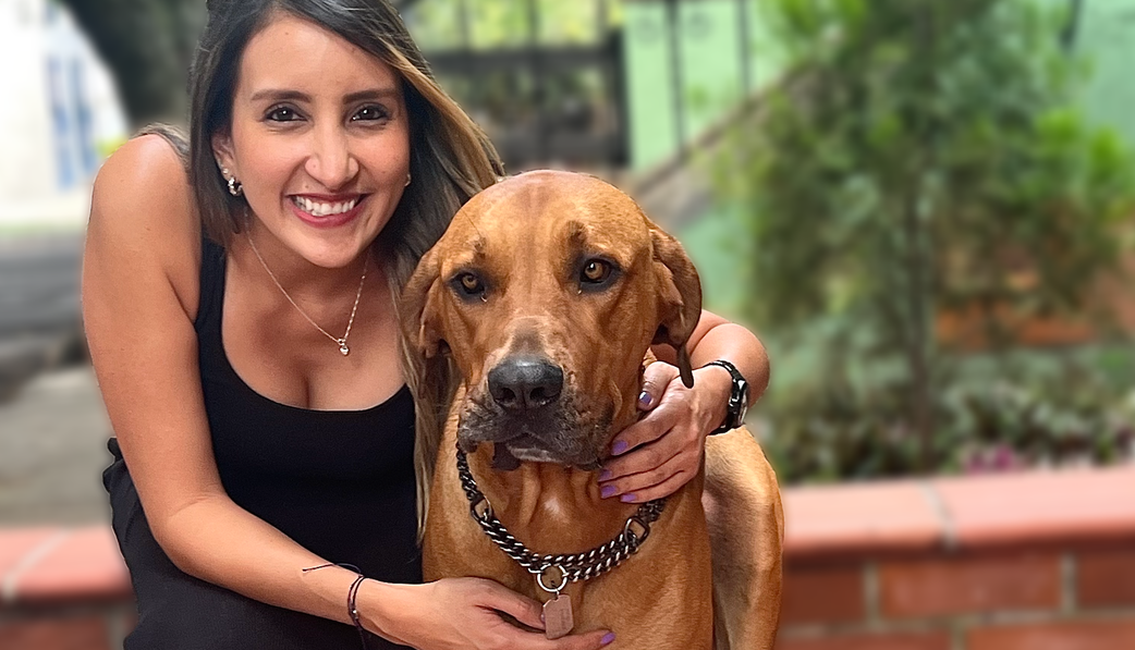 Lina y su perro, Cartagena y Medellín