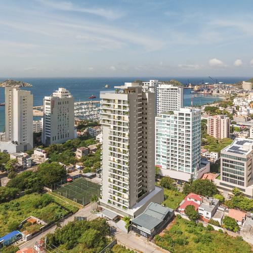 Portada de Bahia Marina