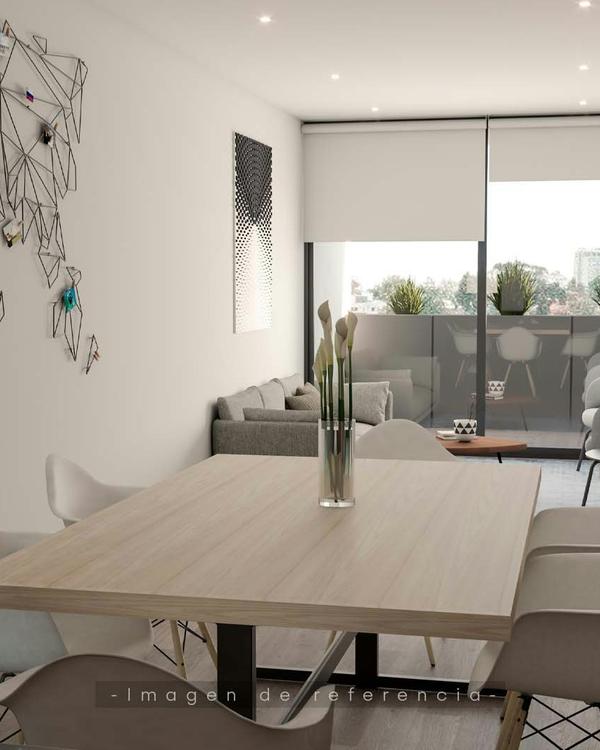 Portada de Lago Mayor 82