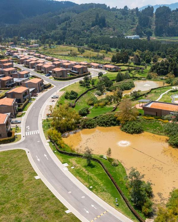 Portada de Entrelomas Bosque Residencial
