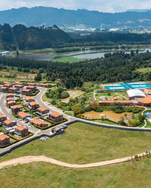 Portada de Entrelomas Bosque Residencial