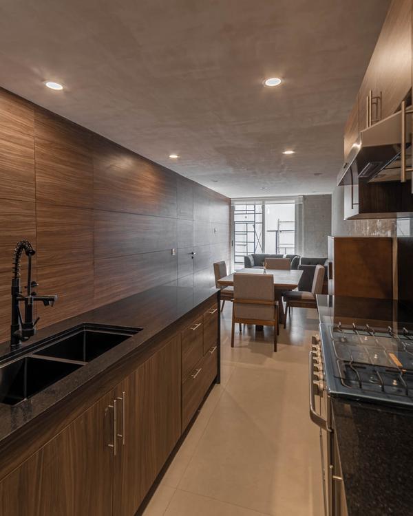 Portada de Zamora 110