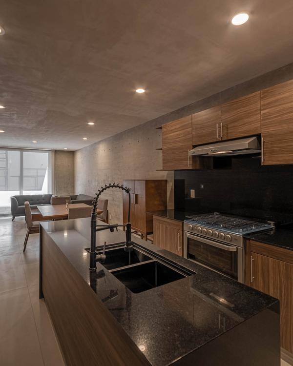 Portada de Zamora 110