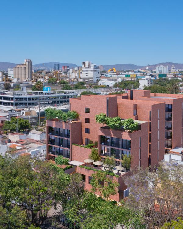 Portada de Argentina 824