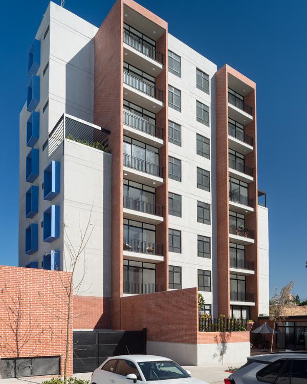 Portada de Cedros 1180