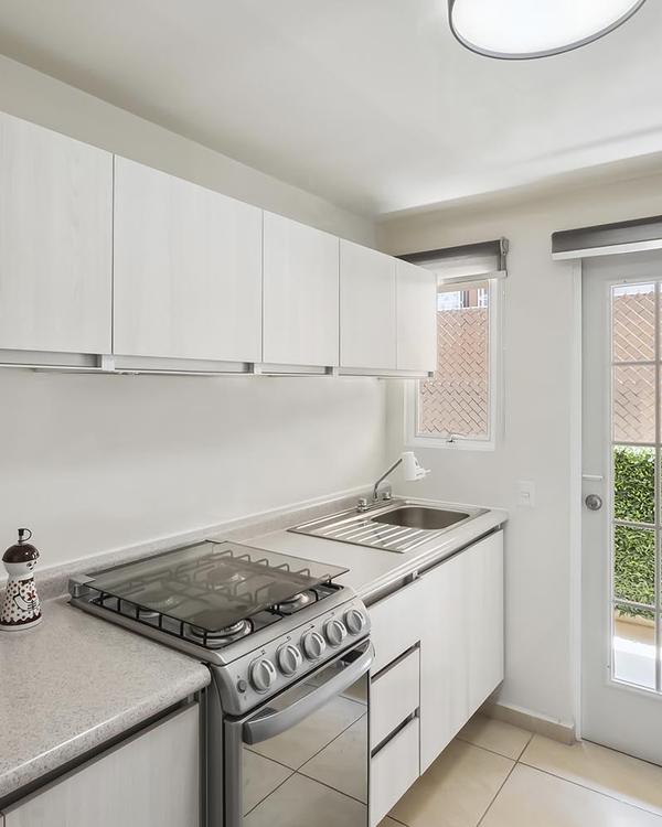 Portada de Los Héroes San Pablo