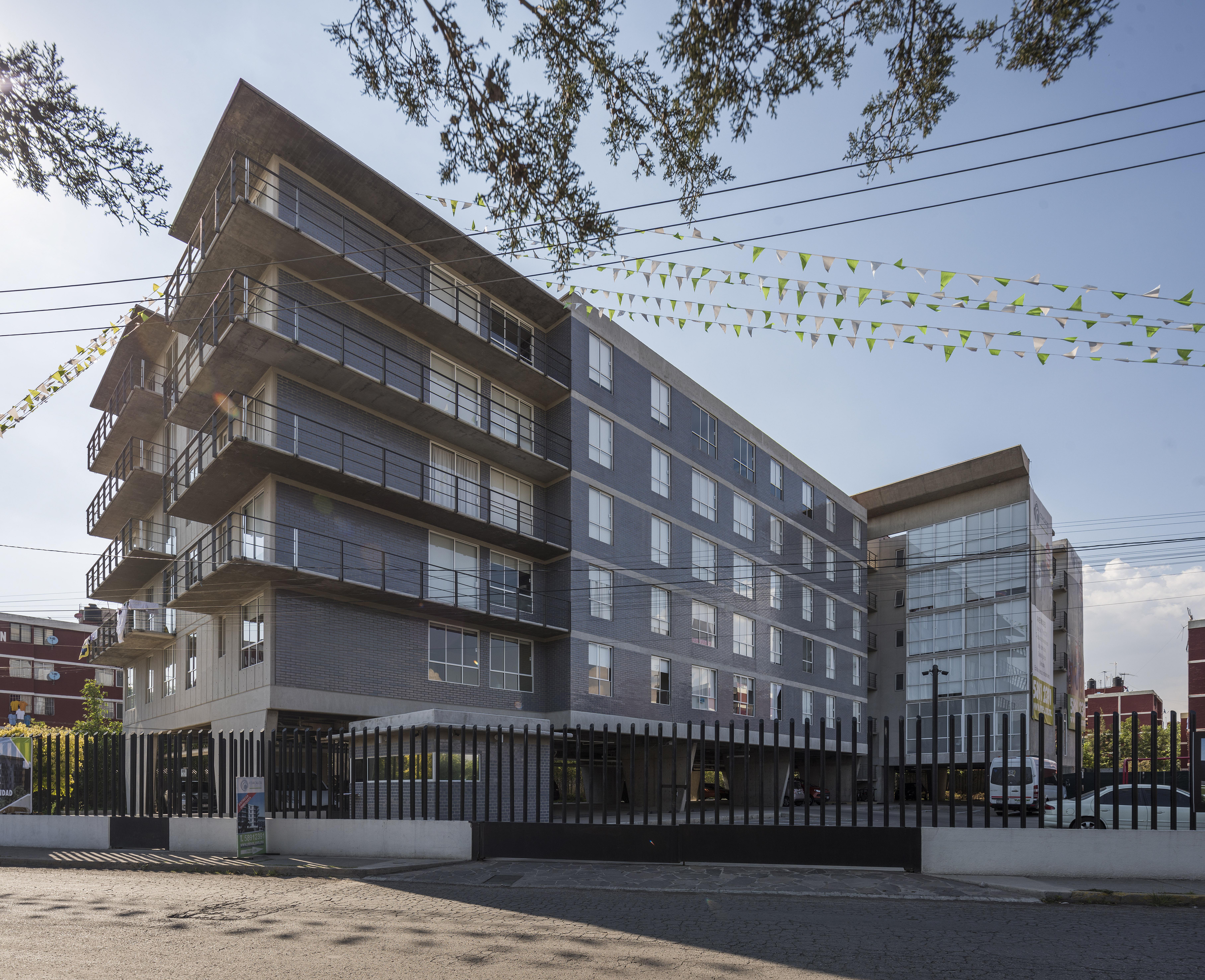 Portada de Vibe Coacalco