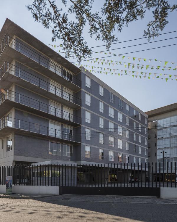 Portada de Vibe Coacalco