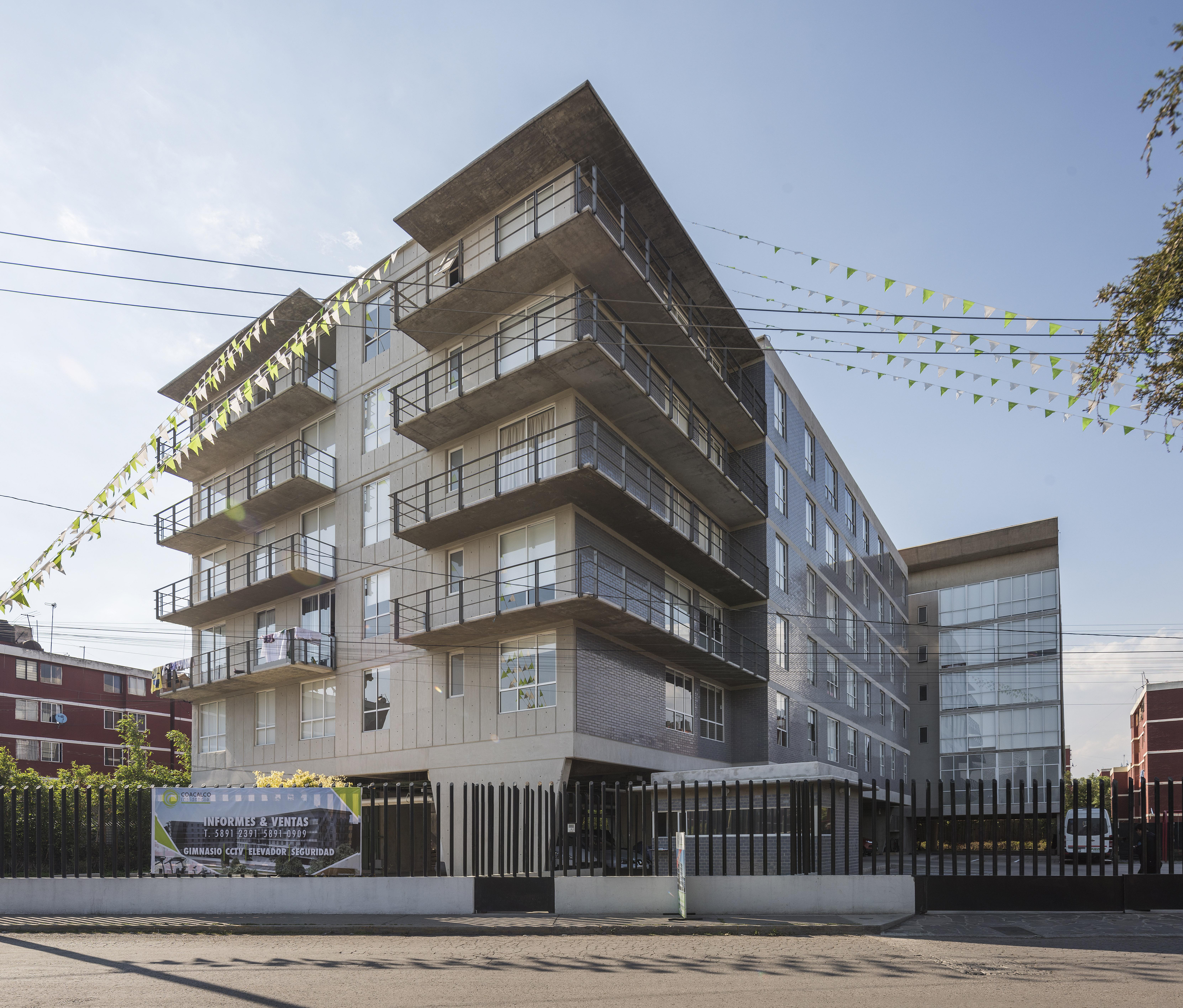 Portada de Vibe Coacalco