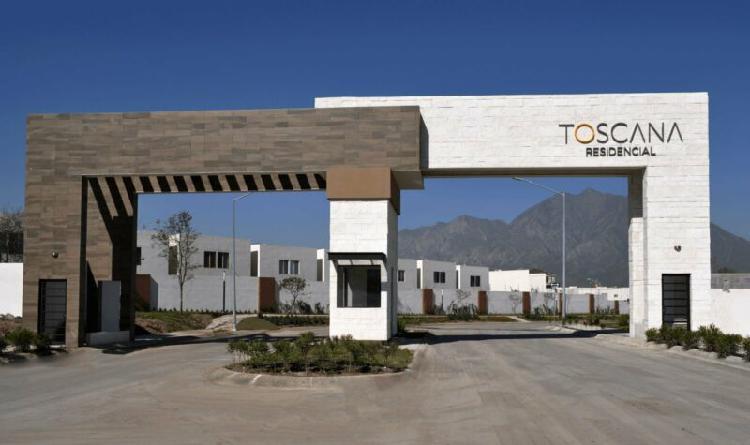 Toscana Residencial en LaHaus